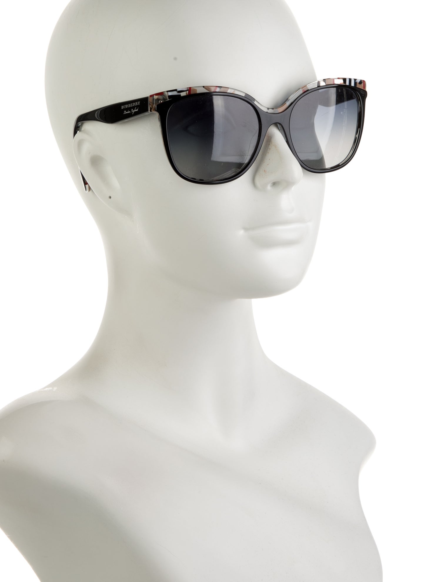 Burberry House Check Pattern Oversize Sunglasses